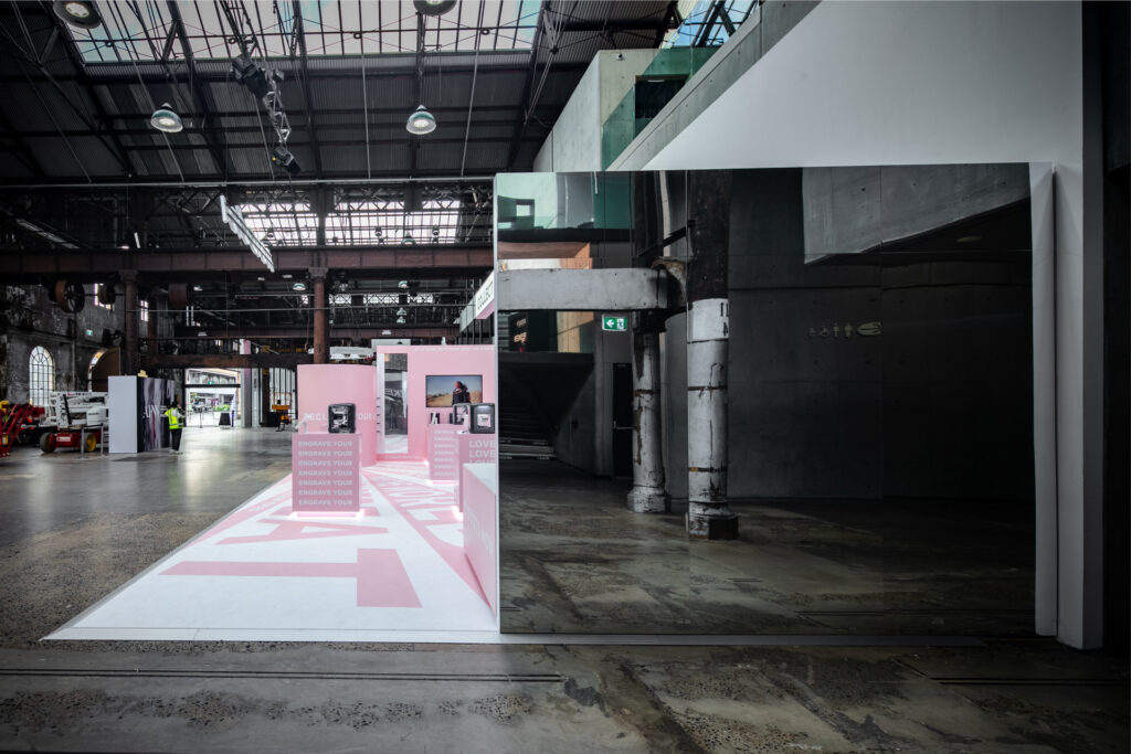 Pandora Aus Fashion Week 2024 - Mirror View