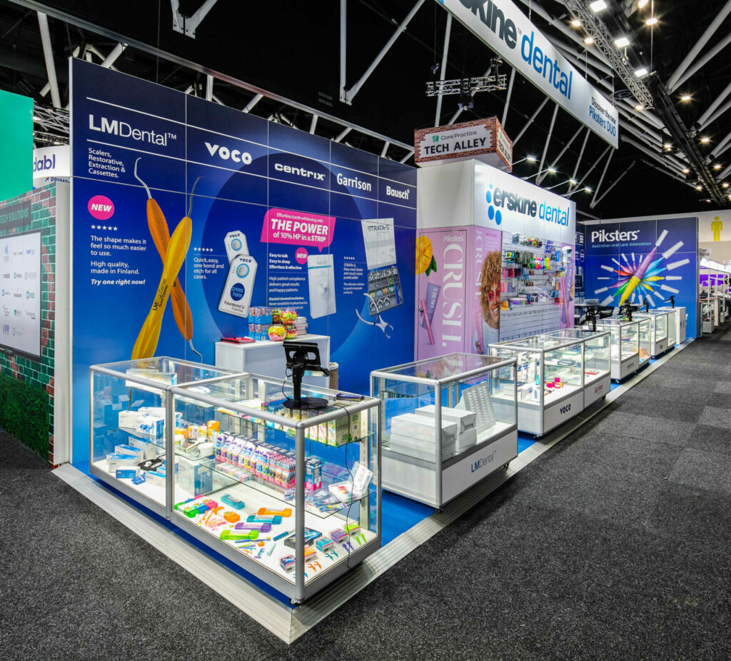 Retail Engagement and Product Display Counters Exhibition Custom Stand